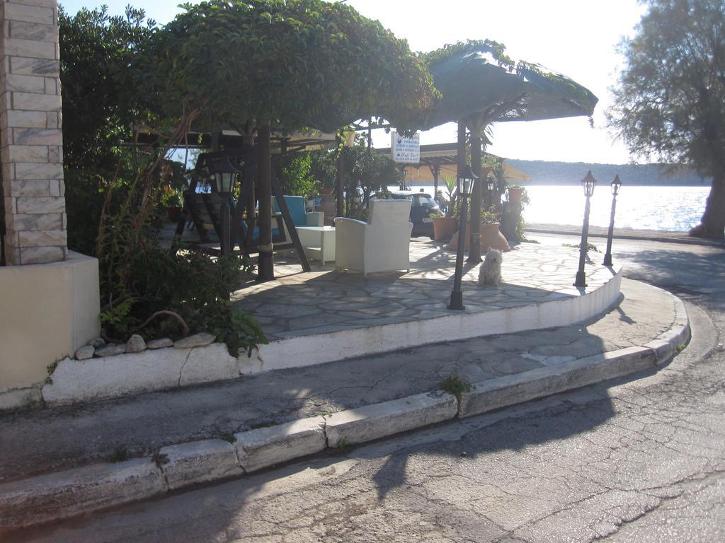Gorgona Apartment Milina Ngoại thất bức ảnh